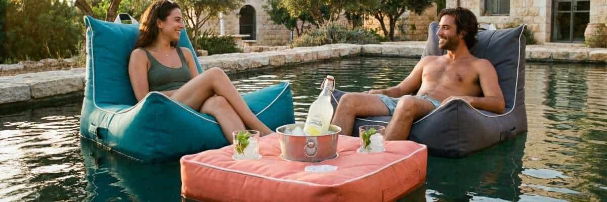 מארז VIP זוגי כורסאות צפות AQua Seat עם בר משקאות